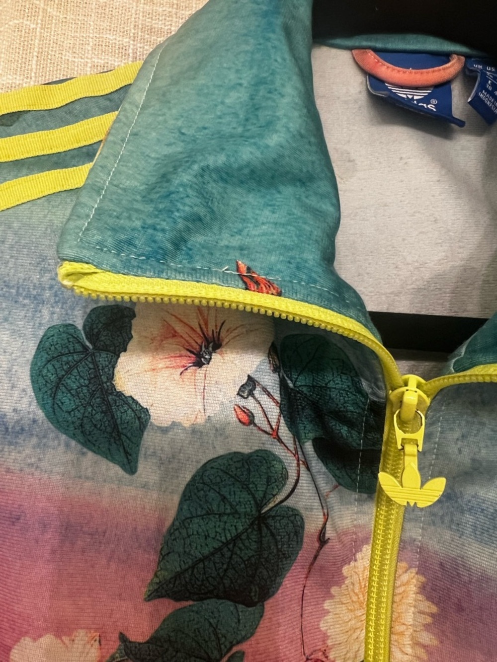 Adidas X Farm Rio Firebird Neon Floralina Track Rare Jacket Size 8 USA or 12 UK. - Picture 4 of 12